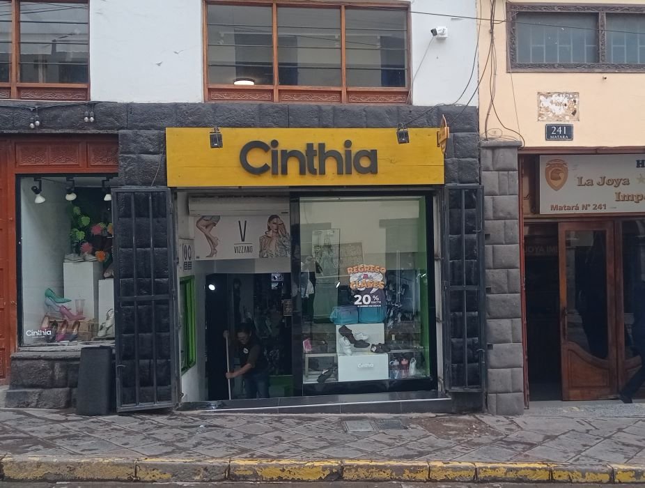 Tienda Cinthia Calzados Matará 2